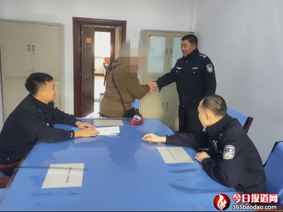 【教育整頓 我為群眾辦實(shí)事】真警察隔空“怒懟” 假警察“秒慫”柴河分局民警及時(shí)制止一起電詐案件226.png