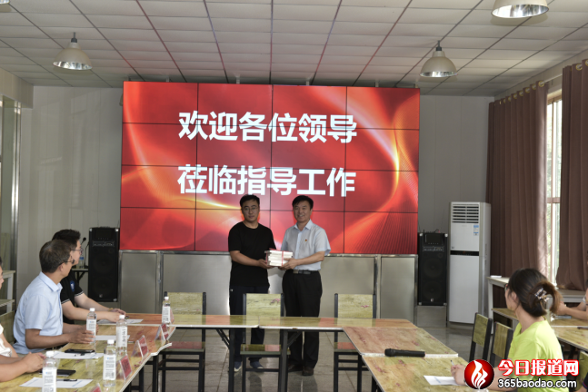 1_山東科技大學(xué)師生共赴萊西 感受十年涅槃驚艷“蝶變”1372.png