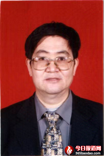 時(shí)代呼喚 工匠精神375.png