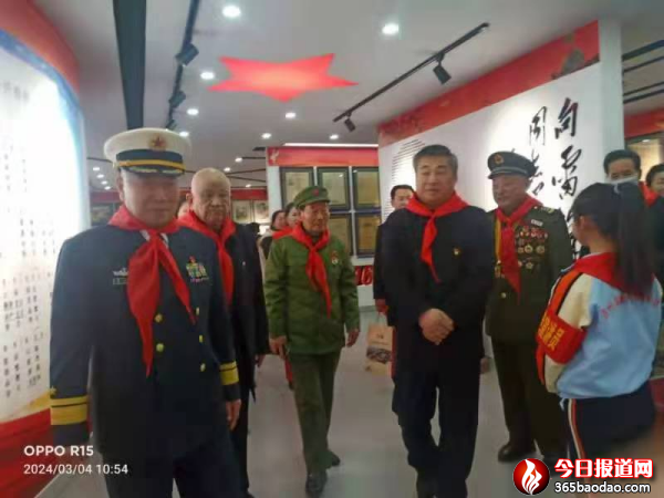 濟(jì)南長(zhǎng)清出了一家新時(shí)代雷鋒家庭展覽館725.png