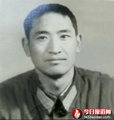 焦裕祿旗幟永不落2383.png